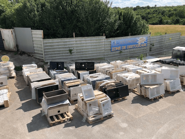 Dépôt Soldindus — matériaux de recyclage